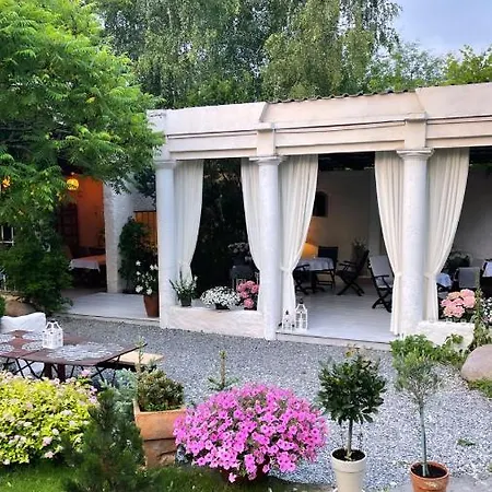 Villa Toscana Hotell *